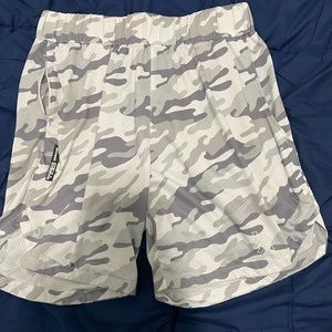 YoungLA 115 LIGHTWEIGHT MESH SHORTS White Camo